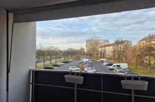 Wohnung mieten in Am See 19, 01067 Wilsdruffer Vorstadt/Seevorstadt-West, Helle 4-Zimmer Wohnung mit Balkon im 2. OG in Dresden