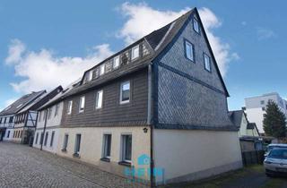 Haus kaufen in 08297 Zwönitz, Familienidylle in der Stadt: Haus mit Garten, Stellplatz und viel Gestaltungsspielraum!