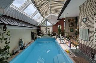 Einfamilienhaus kaufen in 49661 Cloppenburg, Sie suchen etwas Besonderes? Exklusives Einfamilienhaus mit Swimmingpool in Cloppenburg zu verkau...