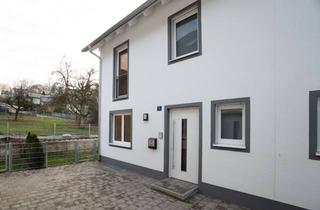 Doppelhaushälfte kaufen in 84048 Mainburg, Neuwertige, zentral gelegene Doppelhaushälfte in Mainburg