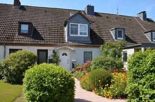 Reihenhaus kaufen in 23701 Eutin, Bodenständiges Reihenhaus sofort verfügbar