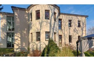 Villa kaufen in 16547 Birkenwerder, Exklusive Villa mit parkähnlichem Garten. Auch für zwei Familien !