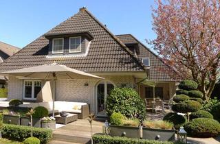 Haus kaufen in 25938 Nieblum, Wyk: Großes und gepflegtes Wohnhaus in ruhiger Waldrandlage bietet viele Nutzungsmöglichkeiten!