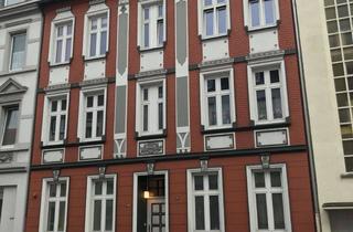 Mehrfamilienhaus kaufen in 45144 Frohnhausen, Mehrfamilienhaus mit 7 Wohneinheiten in ruhiger Wohnstraße im Stadtteil Frohnhausen.