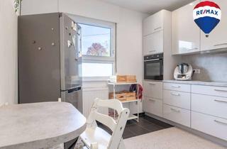 Einfamilienhaus kaufen in 79805 Eggingen, Einfamilienhaus mit vermieteter Einliegerwohnung in Eggingen