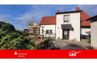 Haus kaufen in 04552 Borna, Zwei Flurstücke und ein Haus mit Garagen