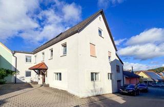 Haus kaufen in 92283 Lauterhofen, Großzügiges Zweifamilienhaus in Lauterhofen