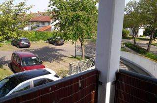 Wohnung kaufen in Robinienstr., 17033 Neubrandenburg, Altersgerechte 1-Raumwohnung mit Balkon auf dem Lindenberg