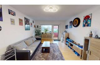 Wohnung kaufen in 77704 Oberkirch, Charmante 2-Zimmer-Wohnung mit 2 Balkonen, Dachboden & Top-Vermietung