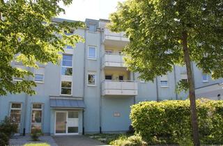 Wohnung mieten in Hinter Den Dorfgärten, 68239 Seckenheim, Stilvolle, modernisierte 2-Zimmer-Wohnung mit Balkon, EBK, Garage, Fahrstuhl in Mannheim/Seckenheim