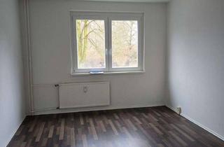 Wohnung mieten in Schwarzburgstraße 22, 07552 Bieblach-Ost, Singlewohnung zum verlieben! 2 -Raumwohnung mit Balkon + Dusche!