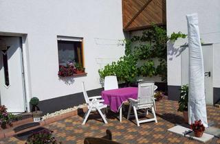 Wohnung mieten in 56753 Trimbs, Helle Einliegerwohnung, 2 Zimmer, Bad, sep. Eingang