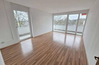 Wohnung mieten in Josef-Danzer-Straße, 82152 Planegg, Helle 3,5-Zimmer-Wohnung mit Balkon im 4. OG in Planegg