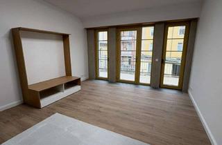 Wohnung mieten in Waldemarstraße 14, 18057 Kröpeliner Tor-Vorstadt, Erstbezug nach Kernsanierung! Top moderne 2 Zimmer-Wohnung mit EBK im Szeneviertel KTV
