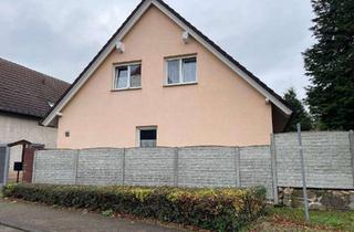 Einfamilienhaus kaufen in Dorfplatz 14, 06774 Mühlbeck, *Einfamilienhaus mit großem Grundstück, Pool und Entwicklungspotenzial – Nähe Muldestausee*