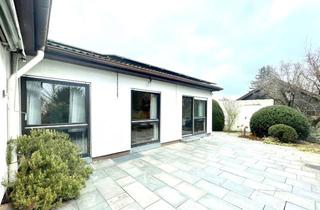 Haus kaufen in 72622 Nürtingen, PROVISIONSFREI!✅Traumhaftes Haus auf einer Ebene mit Garten, Sonnenterrasse, Hobbyraum & 2 Garagen