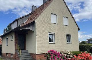 Einfamilienhaus kaufen in 38159 Vechelde, Sanierungsbedürftiges Einfamilienhaus in Vechelde - OT Wahle auf ca. 1.250m² großem Grundstück