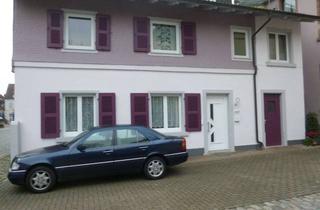 Haus mieten in 77736 Zell, Charmantes Reihenendhaus mit 3,5 Zimmern im Herzen von Zell a. H.