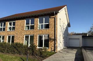 Doppelhaushälfte kaufen in 41239 Mönchengladbach, Moderne Familienoase in Toplage!