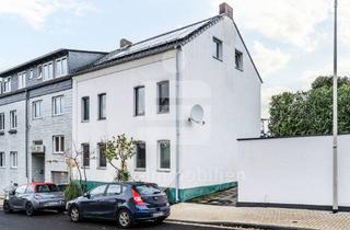 Haus kaufen in 50226 Frechen, Frechen-Königsdorf, 3-Familienhaus in guter Lage und Wertsteigerungspotenzial.