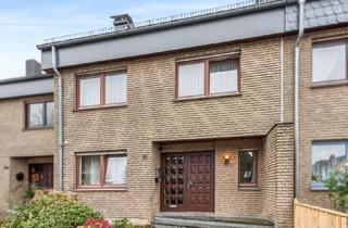 Reihenhaus kaufen in 32257 Bünde, Kurzfristig bezugsfrei: Charmantes Reihenhaus mit Doppelgarage in Bünde