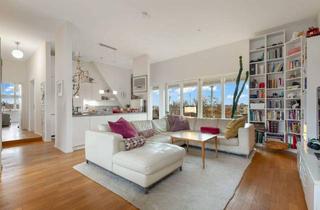 Wohnung kaufen in 13585 Berlin, Berlin - Dachgeschossjuwel in ruhiger Oase in Spandau mit zwei Stellplätzen inklusive