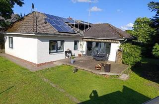 Haus kaufen in 25821 Bredstedt, Bredstedt - Freistehender Bungalow in Bredstedt zu verkaufen