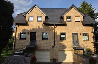 Haus kaufen in 04207 Leipzig, Leipzig - Doppelhaus 1220 m² Grundstück Tiefgarage Klinkerfassade