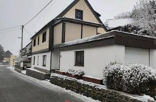 Einfamilienhaus kaufen in 09366 Stollberg, Stollberg (Erzgebirge) - Einfamilienhaus mit sonnigem Grundstück, Ausbaupotenzial