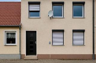 Reihenhaus kaufen in 39179 Barleben, Barleben - Reihenhaus mit Potenzial-ruhige Lage-Nähe Adamsee