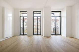 Wohnung kaufen in 30163 List, Erstbezug | Stilvoll kernsanierter Altbau mit zwei Balkonen in Bestlage