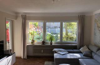 Wohnung kaufen in 91054 Erlangen, Exklusive, vollständig renovierte 2-Zimmer-Wohnung mit Balkon und Einbauküche in Erlangen