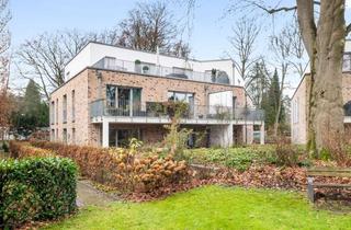 Wohnung kaufen in 22397 Wohldorf-Ohlstedt, Am Naturschutzgebiet zuhause: Großzügige Maisonette mit Terrasse und Balkon