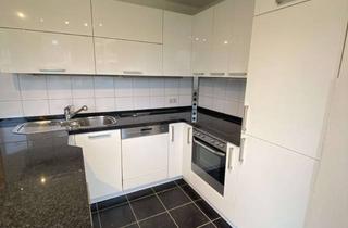 Wohnung mieten in 40547 Oberkassel, Stilvolle 2-Zimmer-Wohnung mit Balkon und EBK in Düsseldorf-Oberkassel