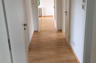 Wohnung mieten in Birkenstraße, 32049 Herford, Attraktive, gepflegte 3-Raum-Wohnung mit Balkon in naturnaher Lage!