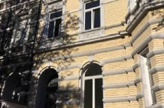 Wohnung mieten in 53113 Bonn, Südstadt - Helle Dachgeschosswohnung in Gründerzeithaus