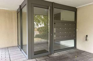 Wohnung mieten in August-Lämmle-Weg, 71229 Leonberg, Modernisierte 2,5-Zimmer Wohnung im 2. OG mit Balkon und TG-Stellplatz in Leonberg