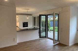 Wohnung mieten in Knappenstiege, 45239 Fischlaken, Komplett sanierte attraktive 2-Raum-Terrassenwohnung mit gehobener Ausstattung in Essen-Fischlaken