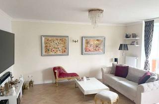 Wohnung mieten in Bei Der Flottbeker Mühle 1e, 22607 Bahrenfeld, Möblierte 3 Zimmer Wohnung mit 2 Bädern, großem Balkon, TG und Aufzug