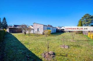 Haus kaufen in 15370 Fredersdorf-Vogelsdorf, IMMOBERLIN.DE - Charmantes Haus mit Nebengebäuden in familienfreundlicher Lage