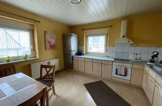 Mehrfamilienhaus kaufen in 95326 Kulmbach, Charmantes, renovierungsbedürftiges Mehrfamilienhaus 8 Zi. mit großem Garten in bester Wohnlage