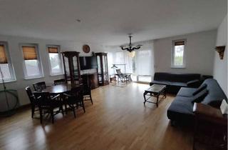 Haus kaufen in 16348 Wandlitz, Charmantes Reiheneckhaus mit großem Grundstück in familienfreundlicher Lage in Wandlitz.