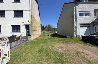 Grundstück zu kaufen in 66740 Saarlouis, 0,98% FINANZIERUNG, 4-5 MFH MÖGLICH