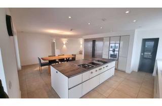 Haus mieten in 69181 Leimen, Ein- oder Zweifamilienhaus - Ein Zuhause für höchste Ansprüche – Wohnen mit Aussicht in Hanglage!