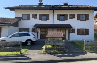 Wohnung kaufen in 86983 Lechbruck, Charmante 2-Zi. DG Wohnung mit Bergblick