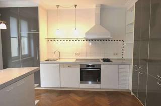 Wohnung kaufen in 58089 Wehringhausen, HA-Stadtgartenviertel! Wunderschöne, stilvoll modernisierte Altbau-ETW mit hochwertiger Einbauküche