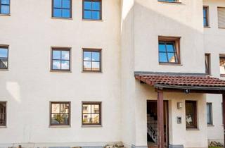 Wohnung kaufen in 83301 Traunreut, Kernsanierte 2-Zimmer-Wohnung als Kapitalanlage, WG-Modell oder zur Selbstnutzung in Traunreut