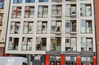 Wohnung kaufen in Chausseestraße 104, 10115 Mitte, Helle, ruhige, Dachgeschosswohnung mit 2 Terrassen