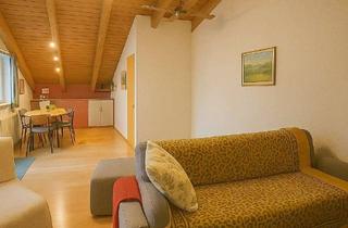 Wohnung kaufen in 83451 Piding, Gemütliche 2-Zimmer-Dachgeschoss-Wohnung in unmittelbarer Nähe zu Salzburg