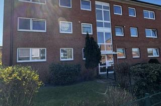 Wohnung mieten in 24558 Henstedt-Ulzburg, Modernisierte 2-Zimmer-Wohnung mit Balkon und Einbauküche in Henstedt-Ulzburg